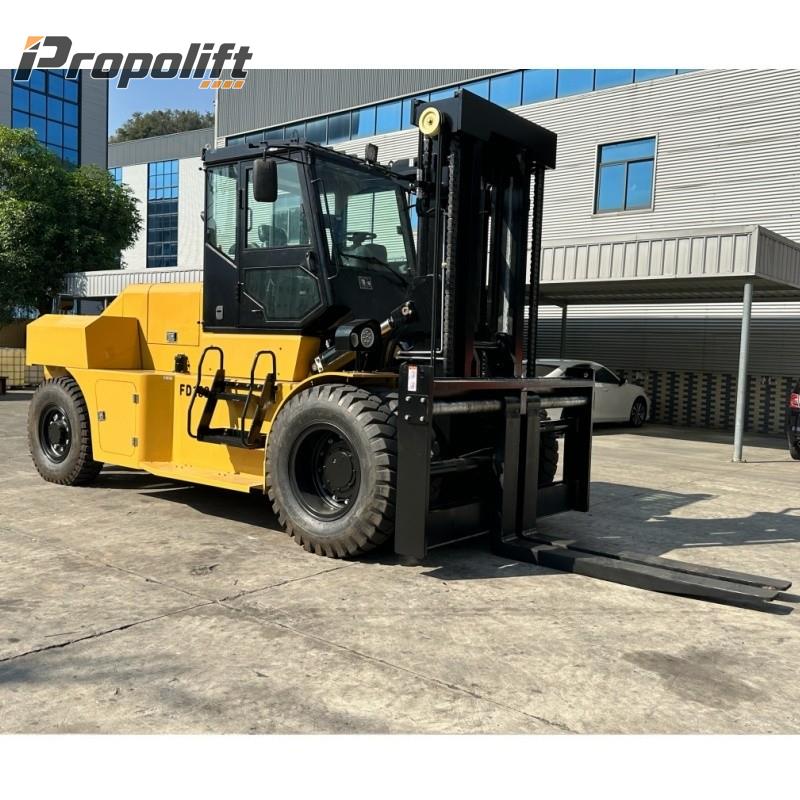 16 Ton Diesel Forklift with Enclosed Cabin 16 Ton Diesel Forklift with Enclosed Cabin
